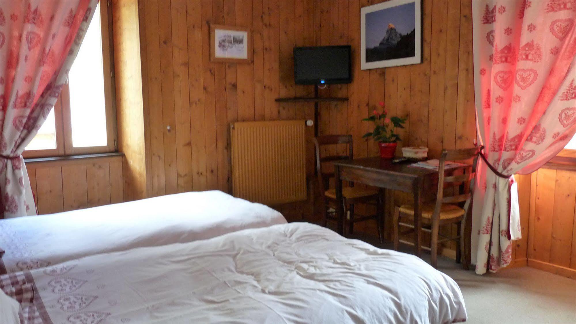 Auberge Des Gorges Серво Екстер'єр фото